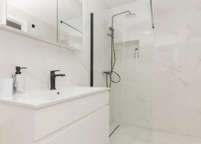 Star Hill - By Guide * Makarska