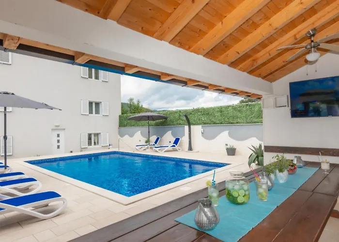 Star Hill - By Guide Villa Makarska